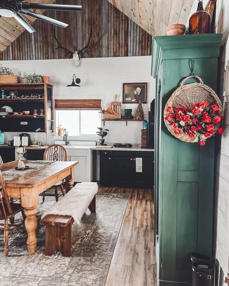 14596 western decor elements