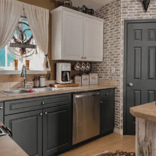 /img/14596-western-kitchen-shelving.webp