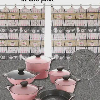 /img/14614-vintage-pink-kitchen-cohesive-look.webp