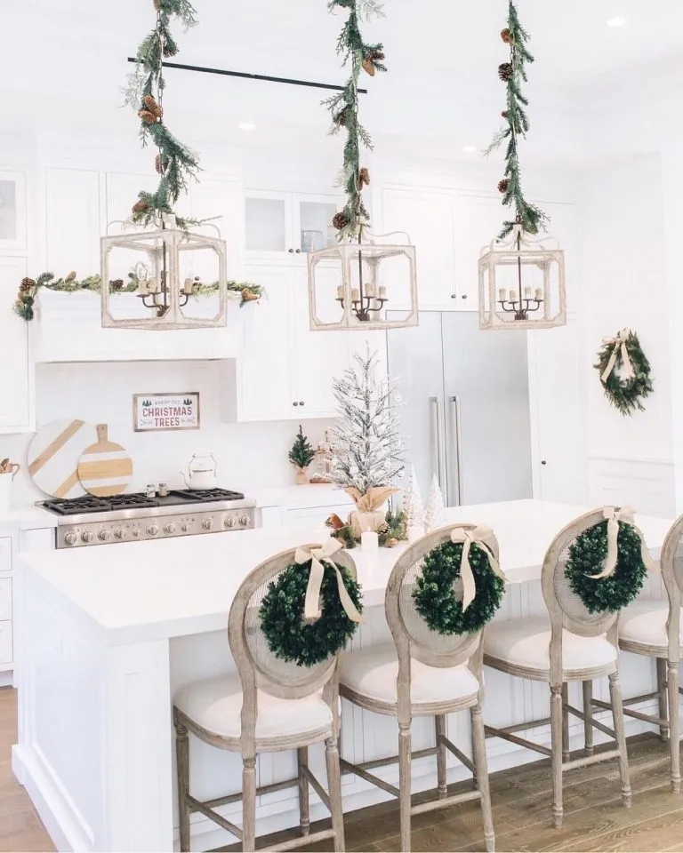 14643 christmas kitchen theme