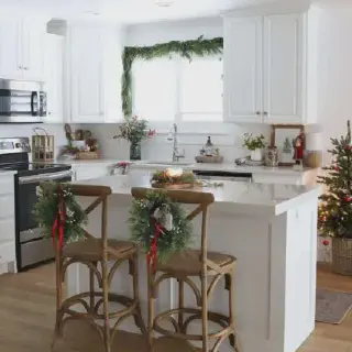 /img/14643-kitchen-safety-christmas.webp