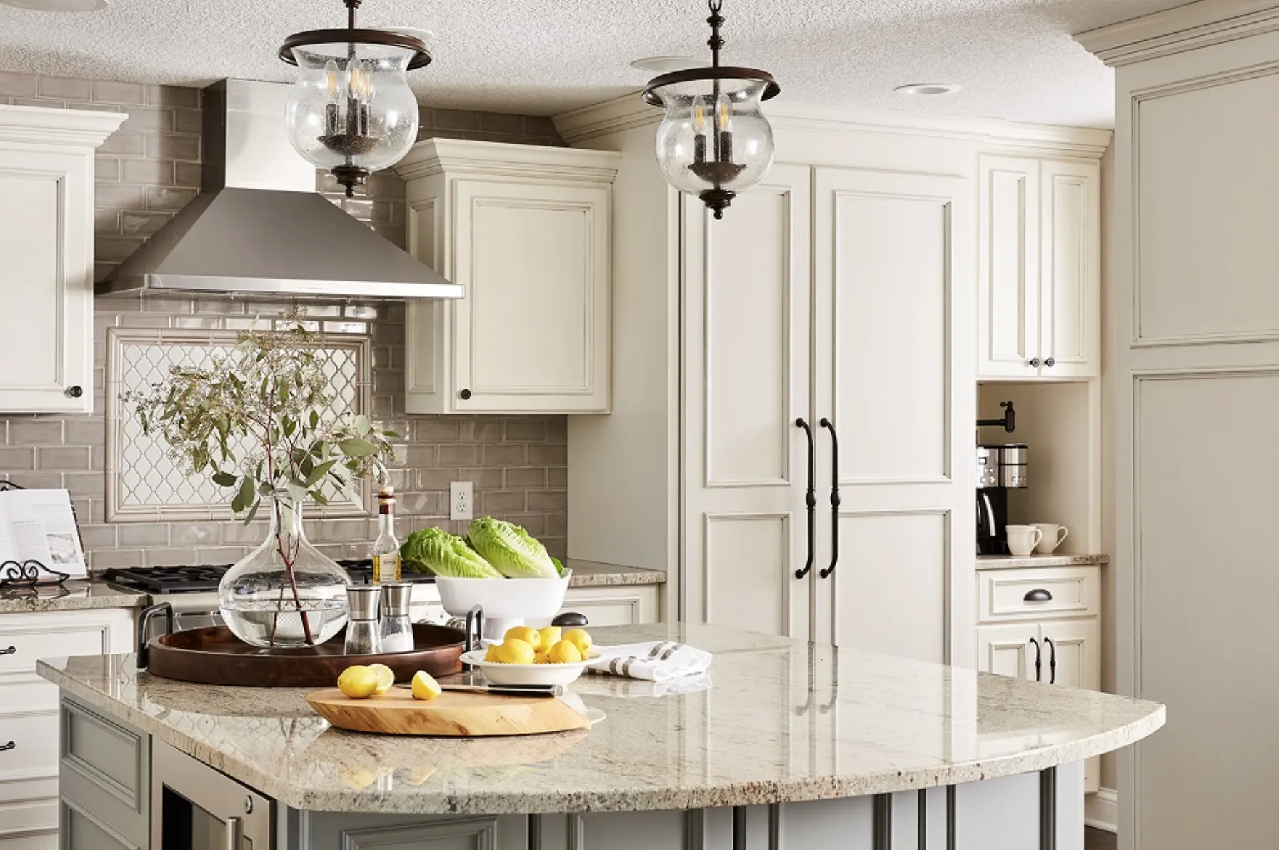 /img/14690-90s-kitchen-layout.webp
