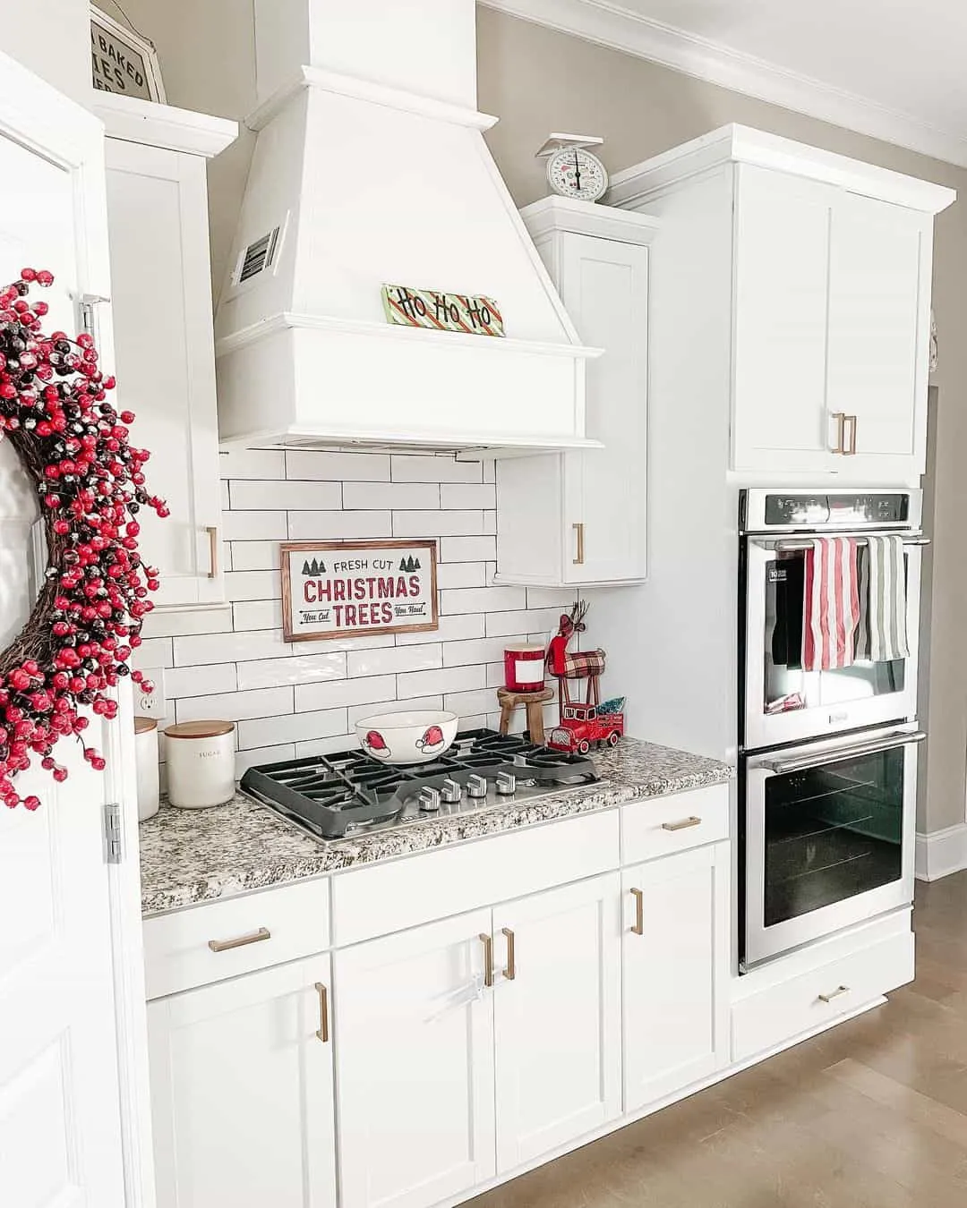 14700 red kitchen rustic