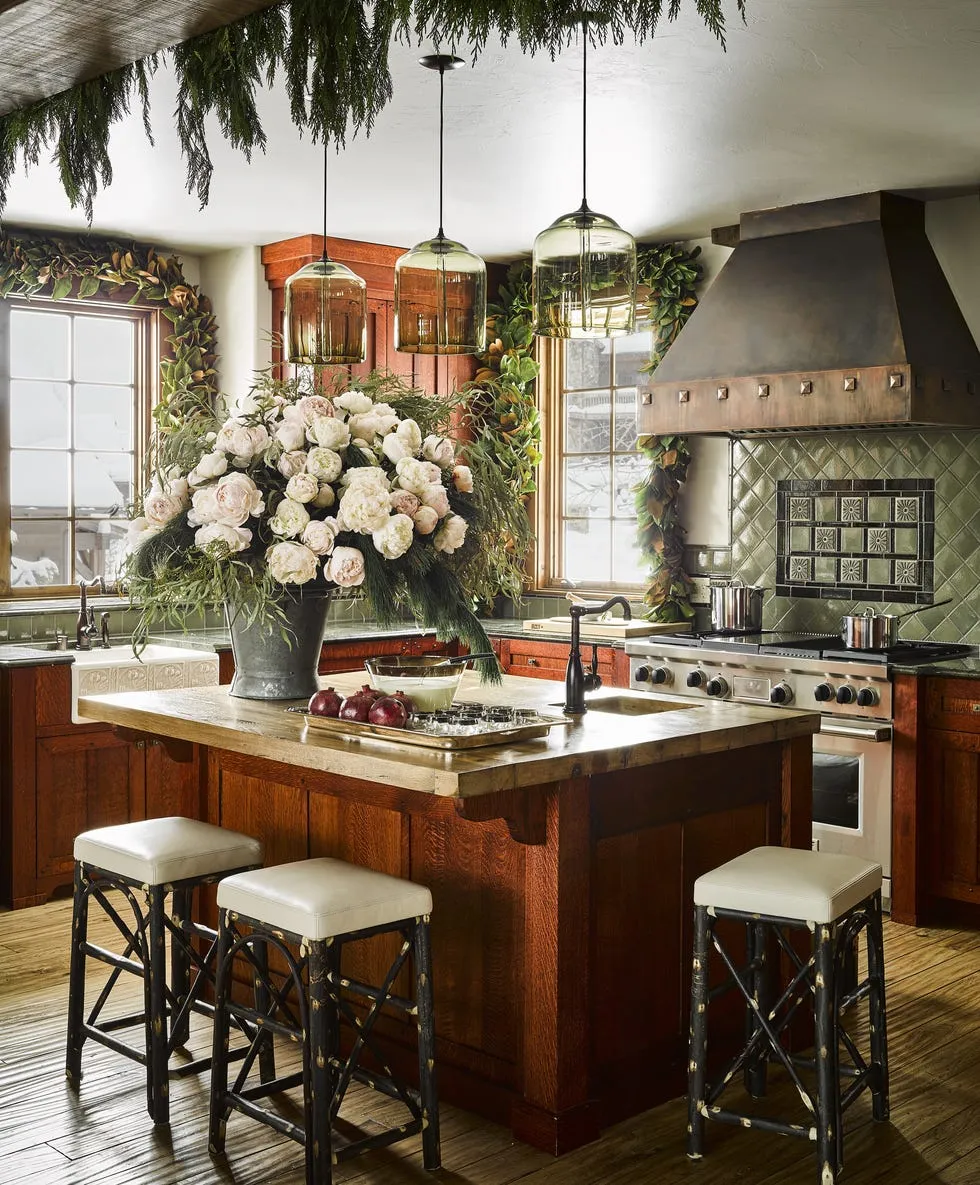 14705 christmas tree kitchen