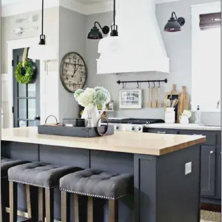 /img/14709-kitchen-lighting-hardware.webp