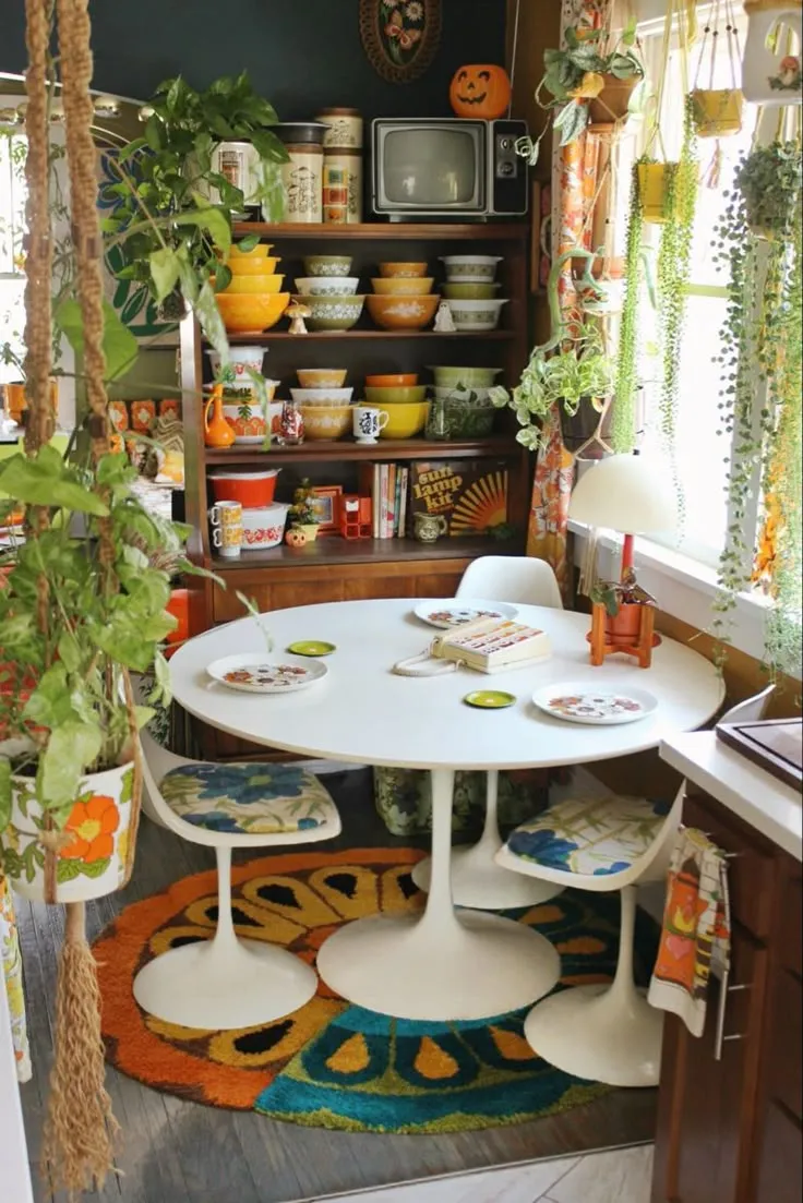 /img/14712-70s-western-kitchen-image7.webp