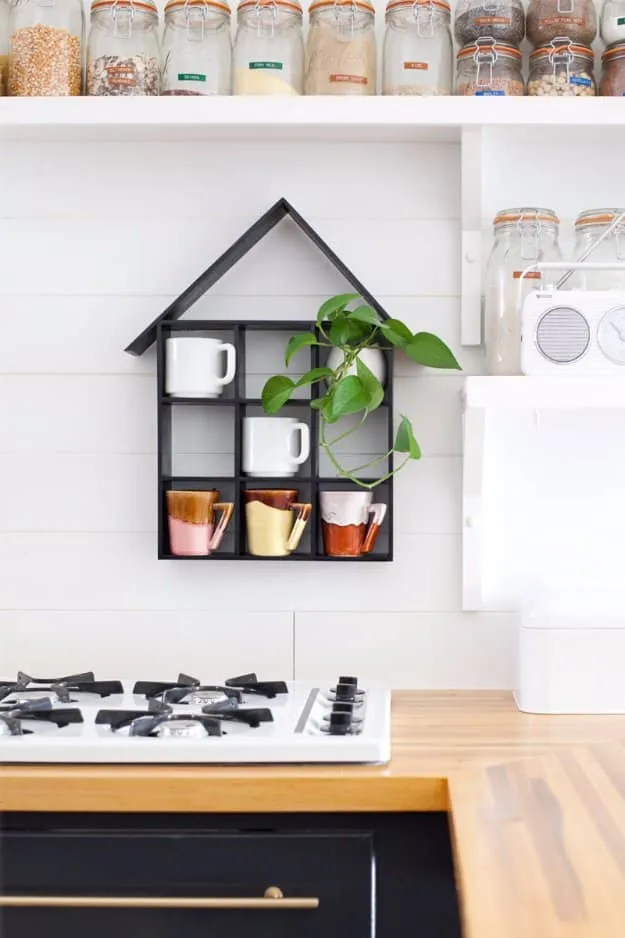 /img/14713-diy-kitchen-accessories.webp