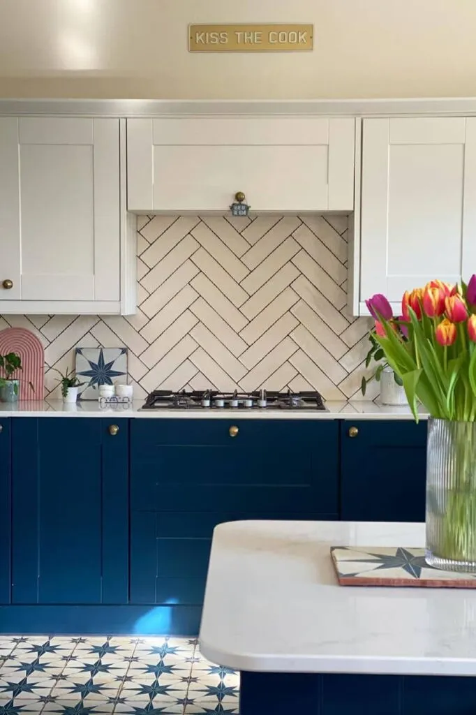 14714 kitchen decor greenery