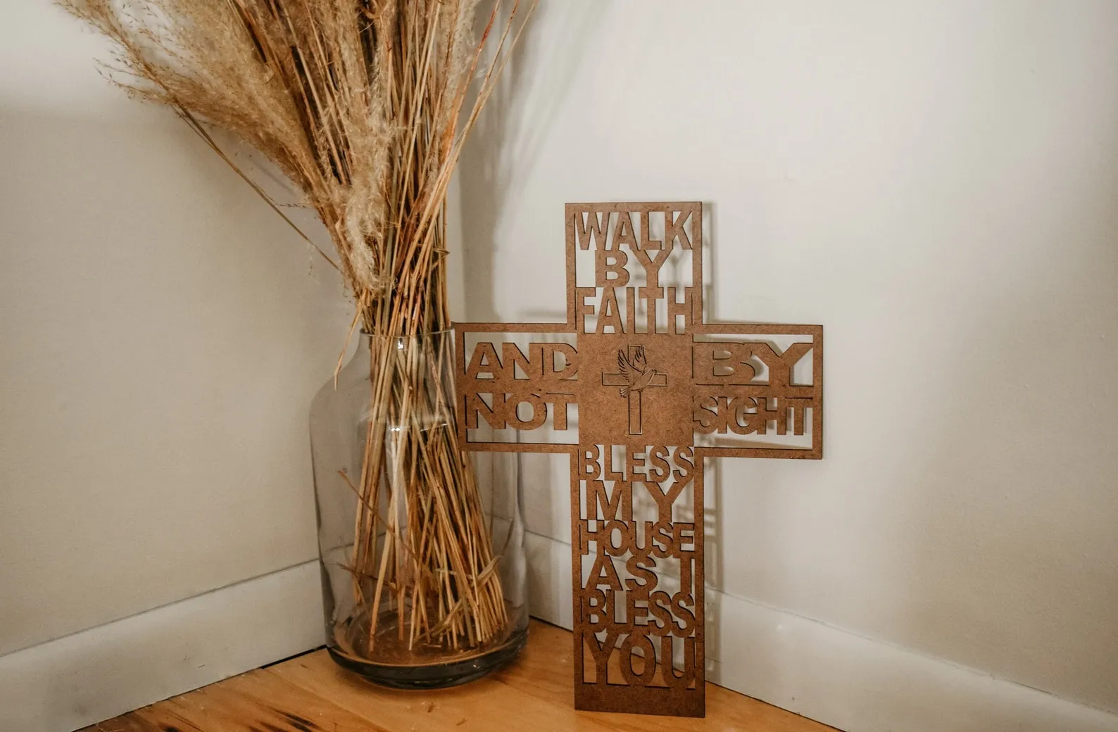 14742 cross kitchen decor 5