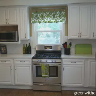 /img/14756-grey-kitchen-cleaning.webp