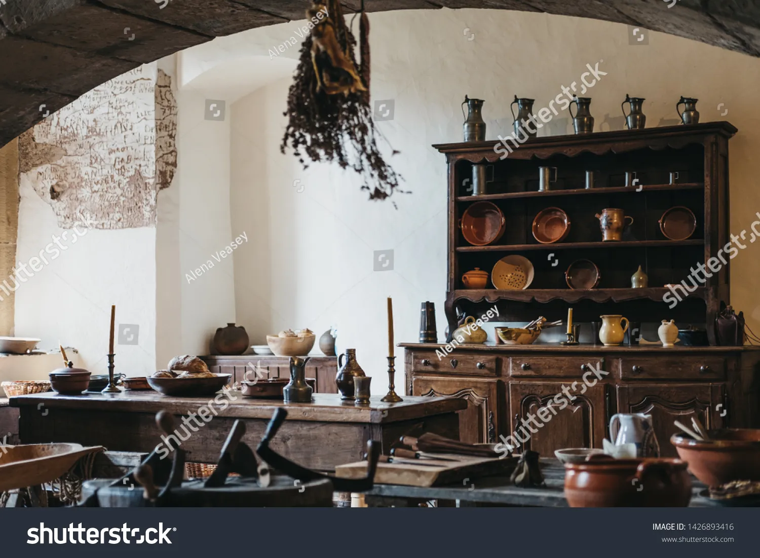 14762 gothic kitchen arches