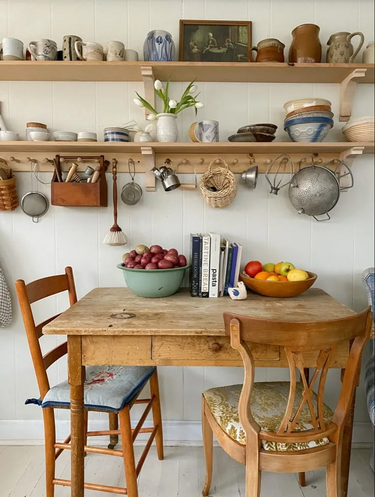 14803 red kitchen color balance