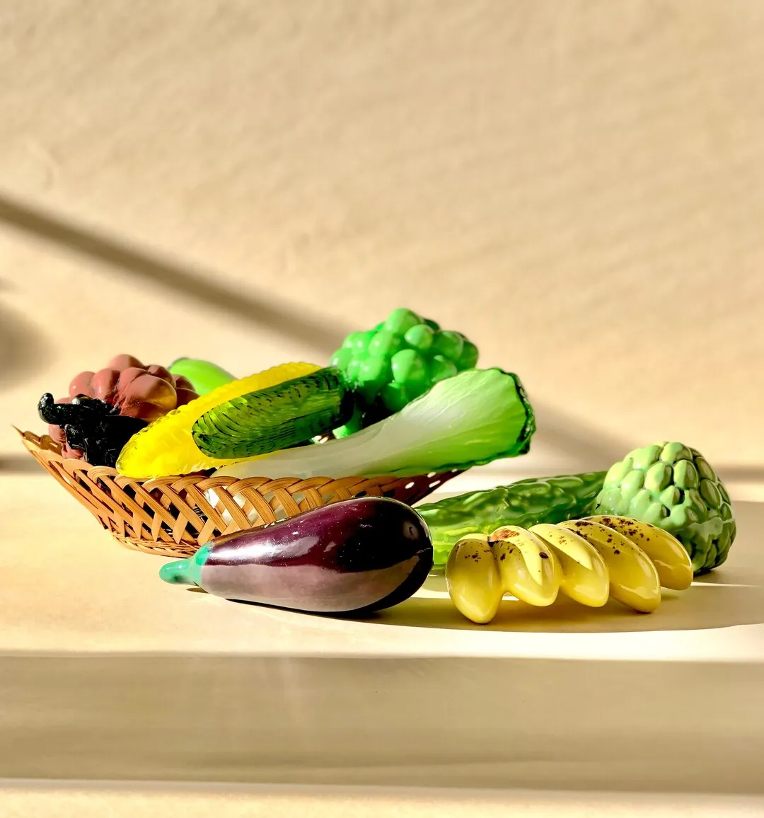 /img/14809-vintage-fruit-decor-cleaning.webp