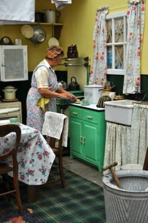 14812 1940s farmhouse kitchen overview
