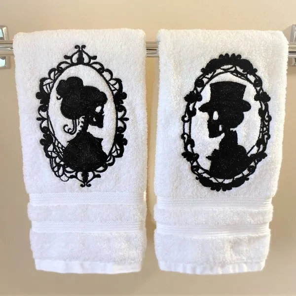 14815 gothic black red towels