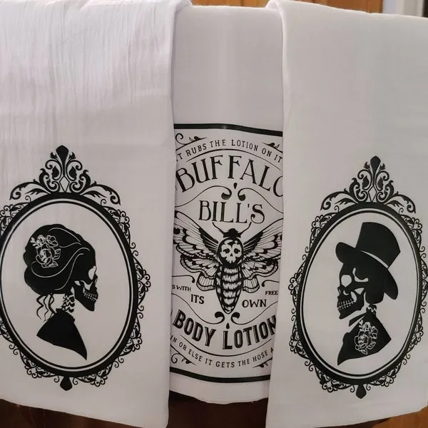 14815 gothic skull towels