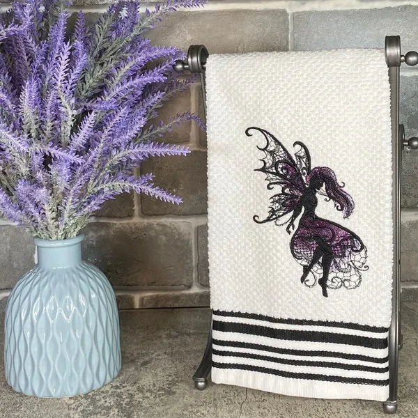 14815 gothic spiderweb towels