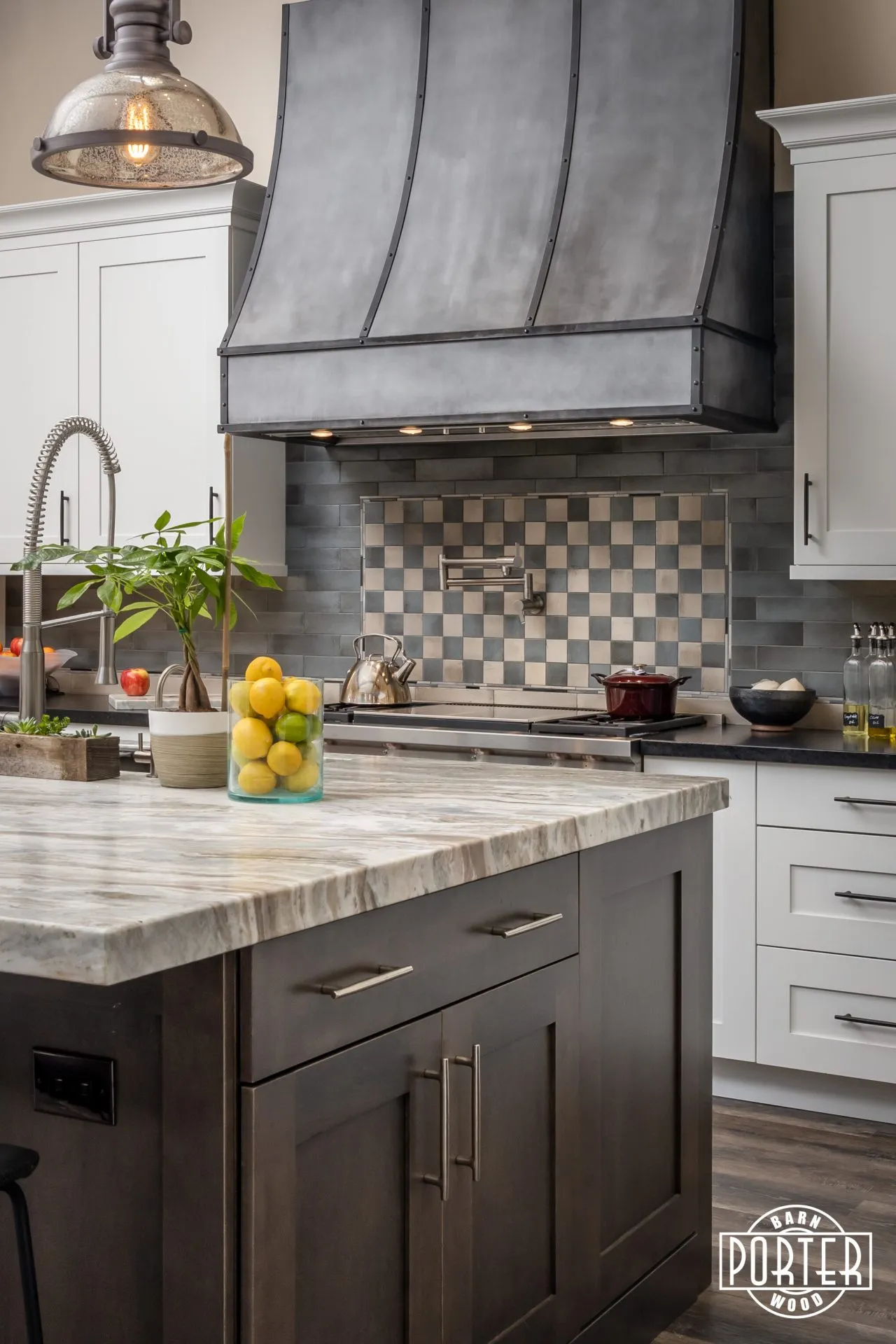 14858 rustic red kitchen hood backsplash
